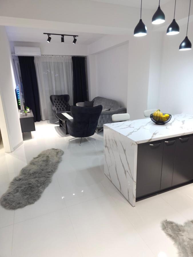 Apartment Damast Lux 20